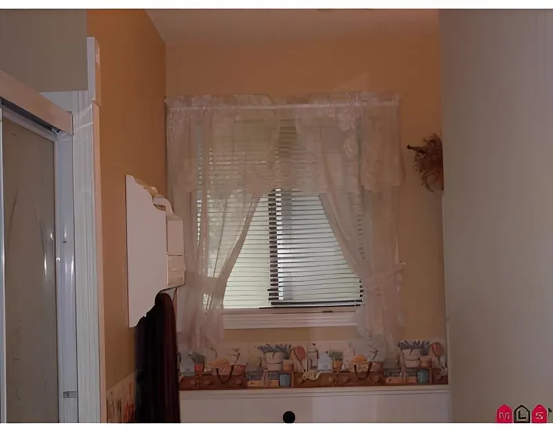 32460 CHERRY AVENUE - photo 4 of 8