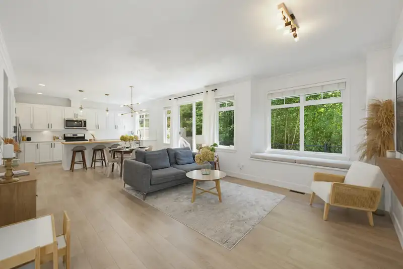 21 15454 32 AVENUE - photo 3 of 40