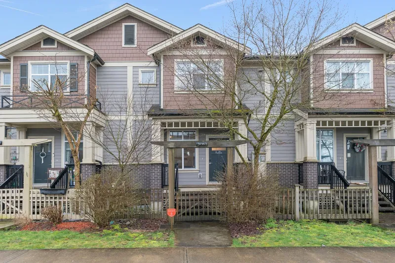 20362 84 AVENUE - photo 2 of 25