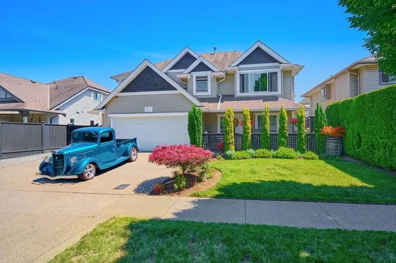 3126 BRAKEMAN STREET - photo 1 of 31