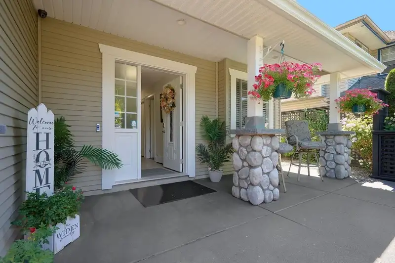 3126 BRAKEMAN STREET - photo 2 of 31