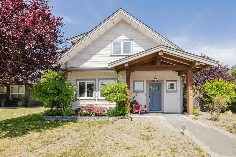 1032 WOODSWORTH ROAD - photo 1 of 34