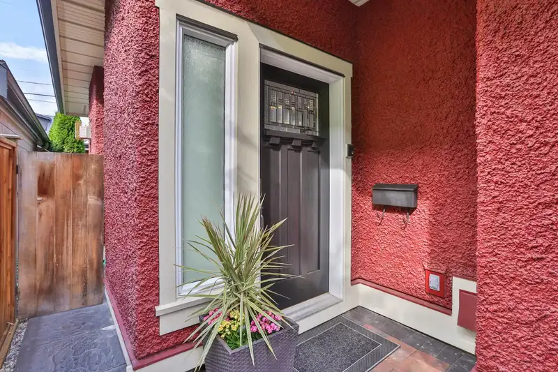 3487 W 2ND AVENUE - photo 2 of 24