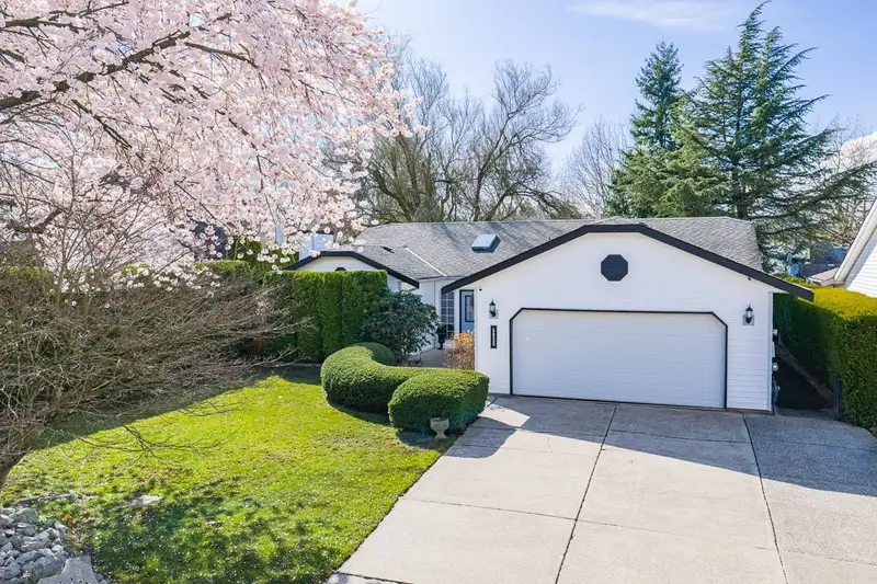 5935 169A STREET - photo 1 of 25