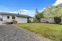 58458 MCKAY ROAD - thumbnail 15
