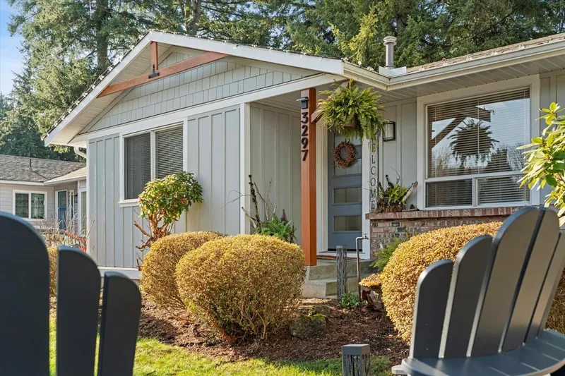 3297 VERNON TERRACE - photo 4 of 25