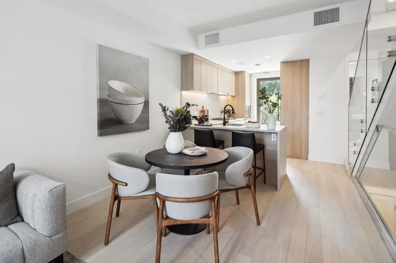 6312 OAK STREET - photo 4 of 11