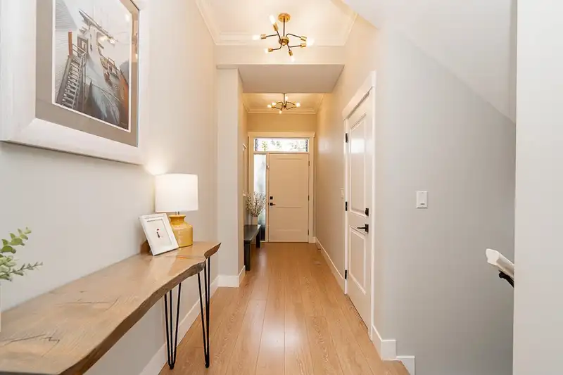 3 1454 162B STREET - photo 4 of 40