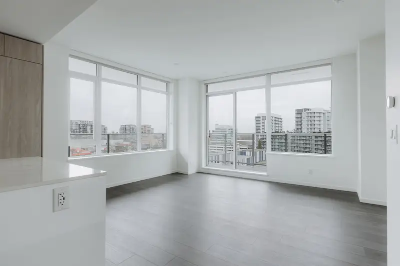 819 6300 MINORU BOULEVARD - photo 2 of 11