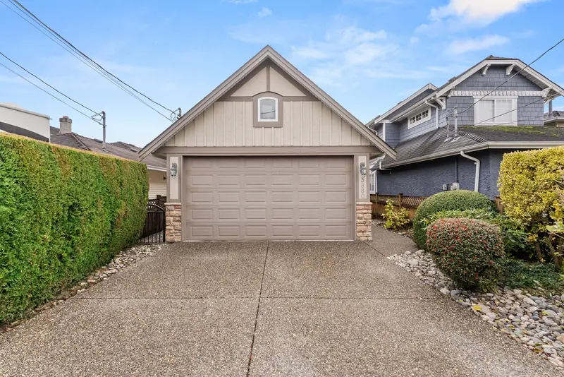 3880 GARRY STREET - photo 2 of 25