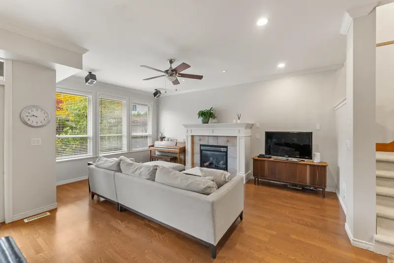 3880 GARRY STREET - photo 4 of 25