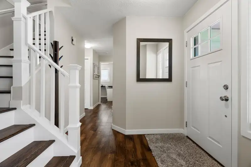 5822 KATHLEEN DRIVE - photo 3 of 37