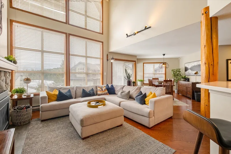 13 4644 BLACKCOMB WAY - photo 2 of 25