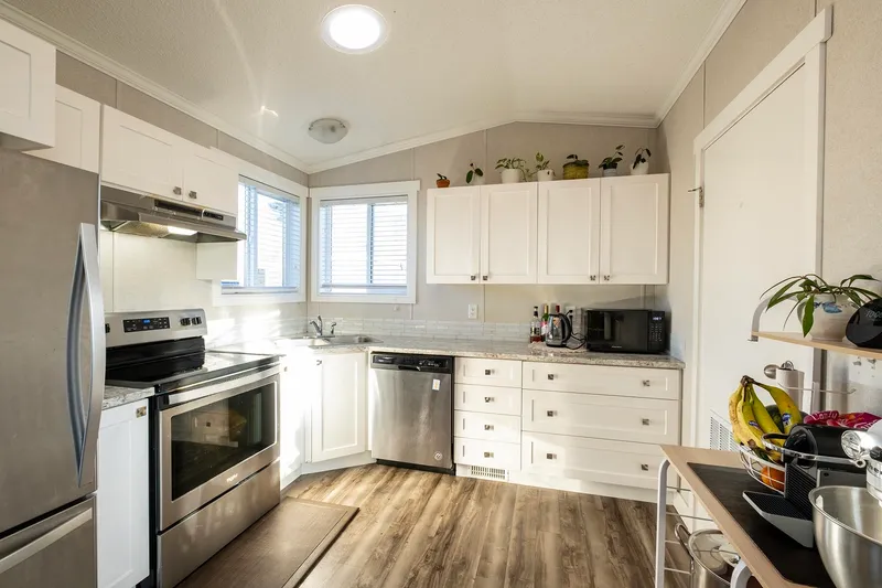 139 1413 SUNSHINE COAST HIGHWAY - photo 3 of 24