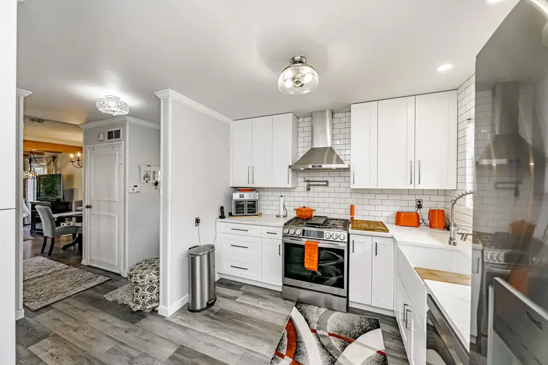 3035 ASHBROOK PLACE - photo 4 of 25