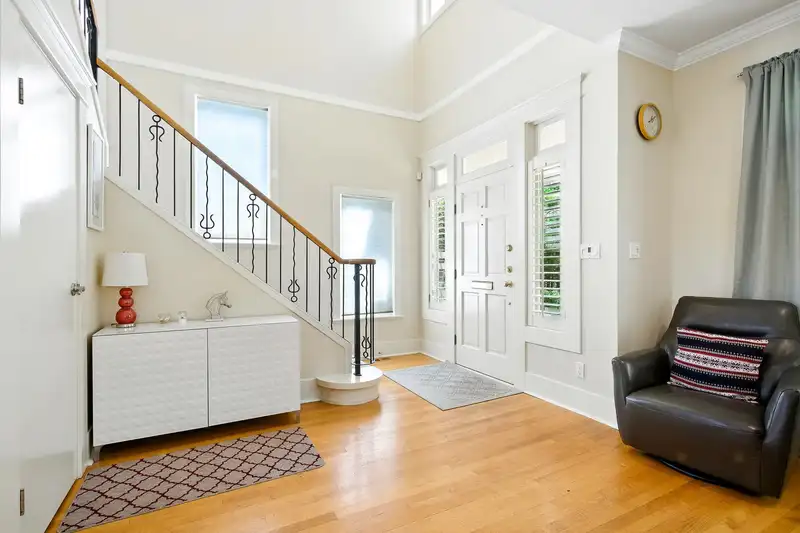 4420 COLLINGWOOD STREET - photo 4 of 33