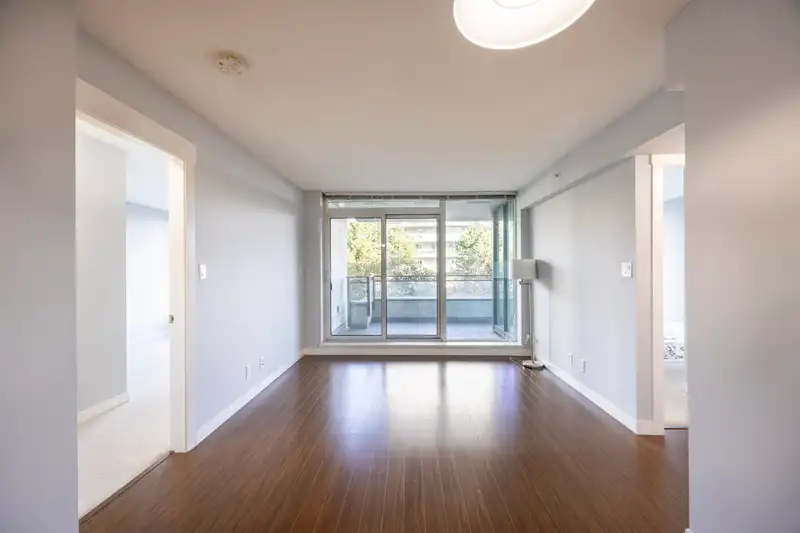 601 8033 SABA ROAD - photo 2 of 17