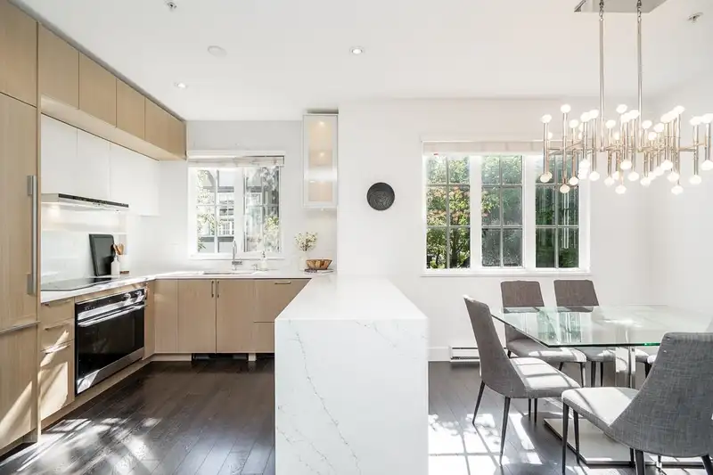 2606 QUEBEC STREET - photo 4 of 17