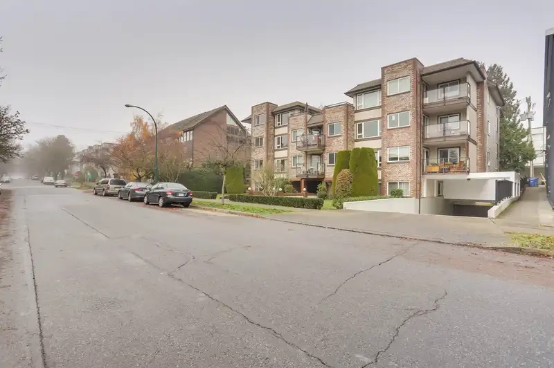 302 1251 W 71ST AVENUE - photo 1 of 23