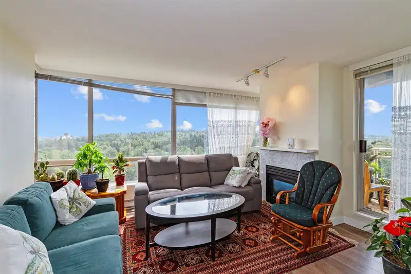 1402 9603 MANCHESTER DRIVE - photo 4 of 22