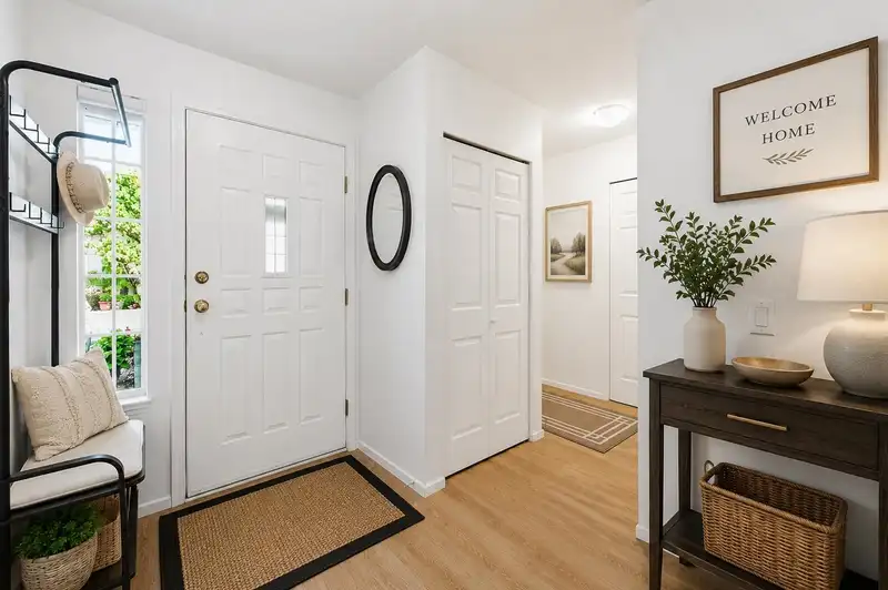 57 8737 212 STREET - photo 3 of 40