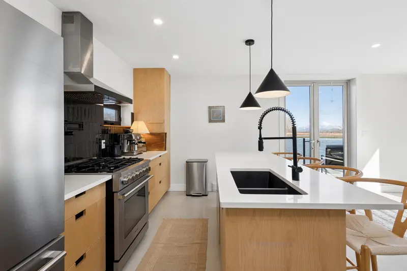 4345 W RIVER ROAD - photo 4 of 25