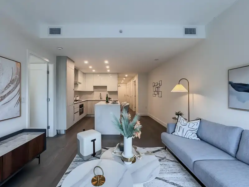 203 477 W 59TH AVENUE - photo 3 of 18