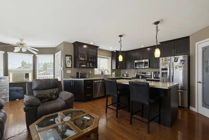 8219 FUJINO STREET - photo 4 of 40