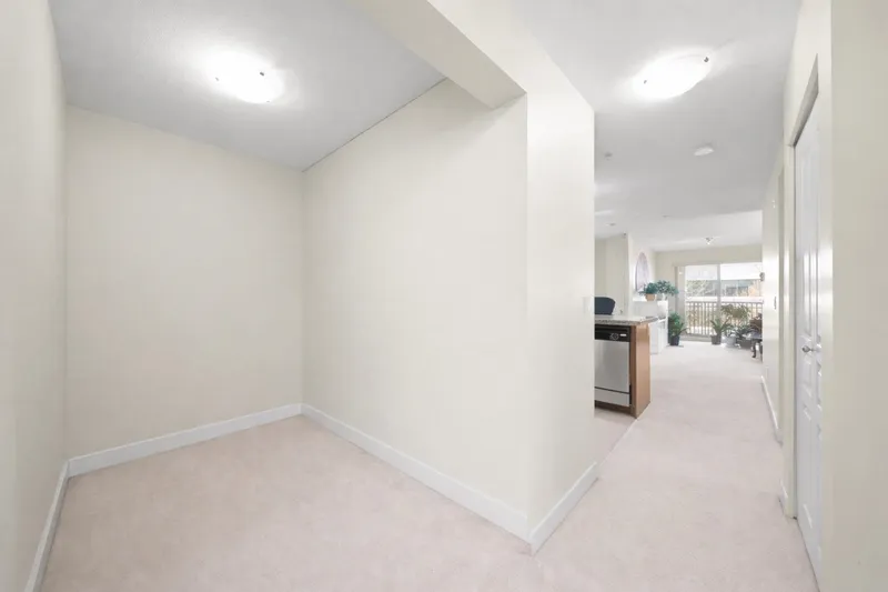 322 2088 BETA AVENUE - photo 4 of 22