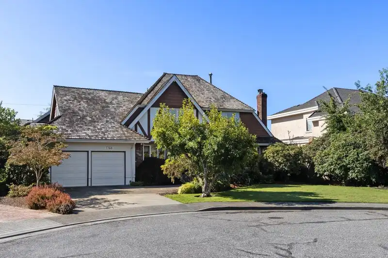 7760 SUNNYDENE ROAD - photo 1 of 32