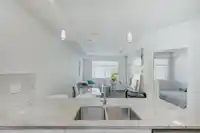 214 20696 EASTLEIGH CRESCENT - thumbnail 15