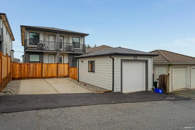 5958 HARDWICK STREET - photo 2 of 18