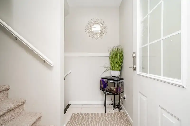 9 14462 61A AVENUE - photo 4 of 30