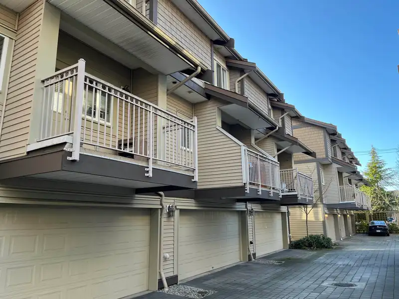 6 7400 HEATHER STREET - photo 2 of 27
