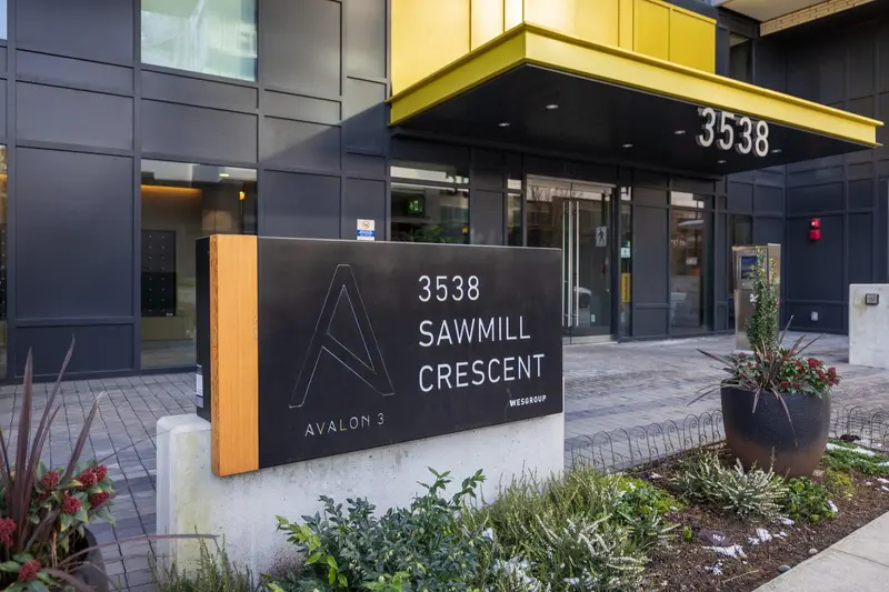 1103 3538 SAWMILL CRESCENT - photo 1 of 25