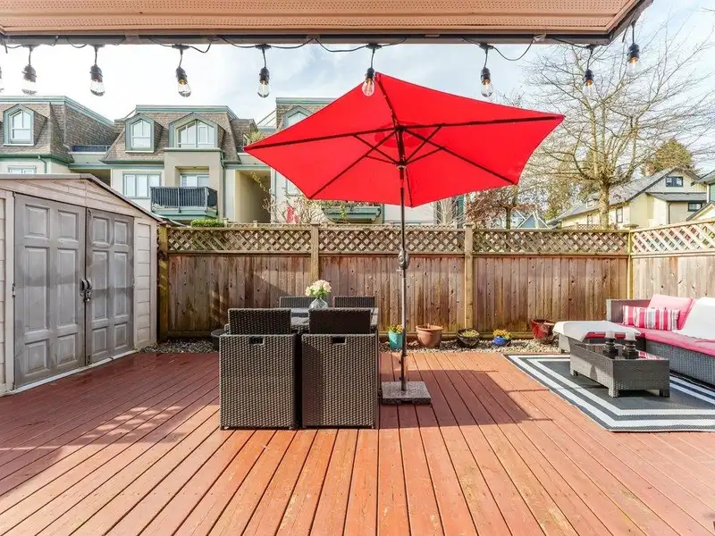 115 217 BEGIN STREET - photo 1 of 23