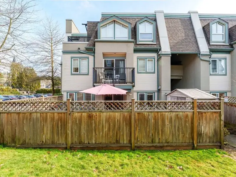 115 217 BEGIN STREET - photo 4 of 23