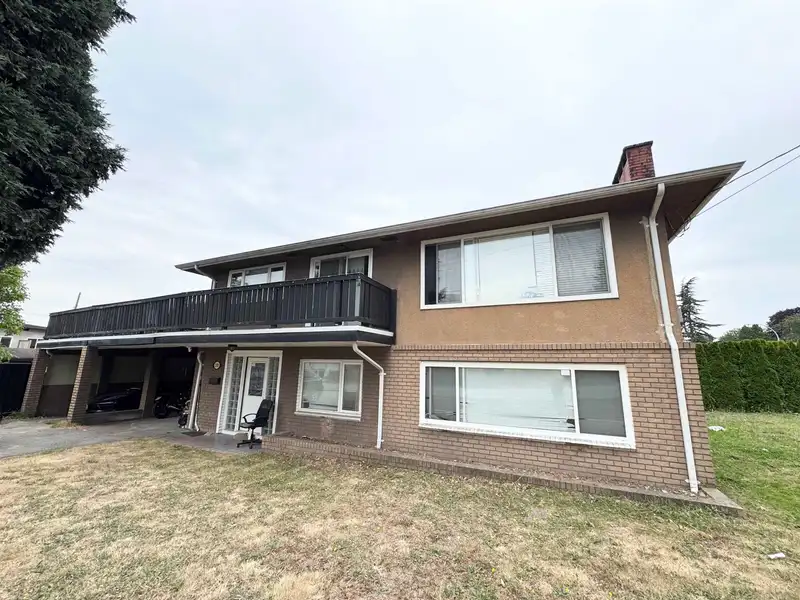 1305 KENSINGTON AVENUE - photo 3 of 19