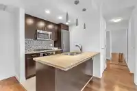 901 172 VICTORY SHIP WAY - thumbnail 4