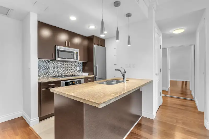901 172 VICTORY SHIP WAY - photo 4 of 40