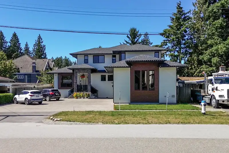 2357 ALDER STREET - photo 2 of 38