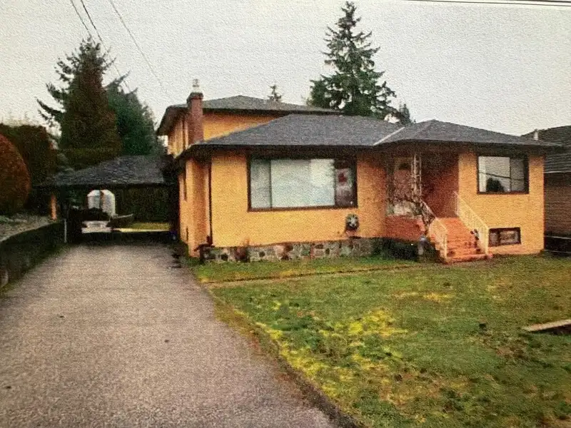 8228 MACPHERSON AVENUE - photo 1 of 11