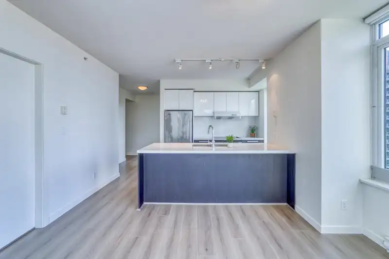 2007 6333 SILVER AVENUE - photo 3 of 22