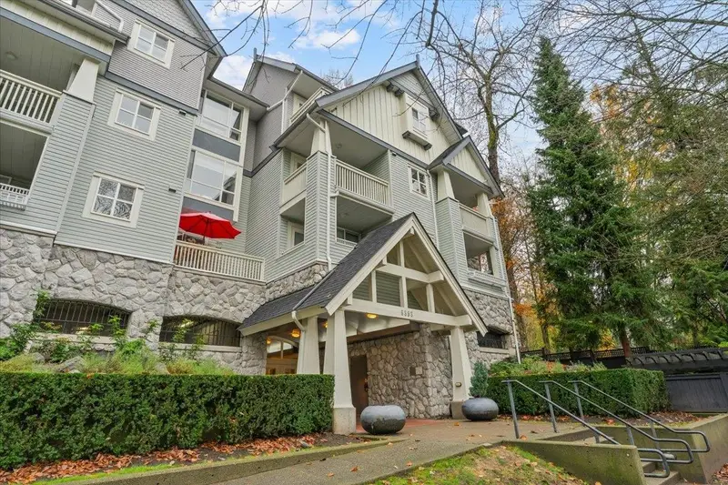 413 6893 PRENTER STREET - photo 2 of 24