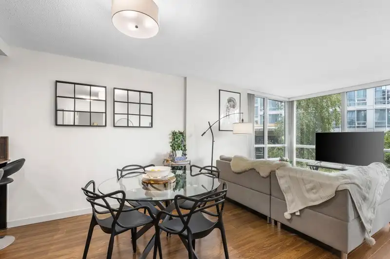 702 3111 CORVETTE WAY - photo 1 of 40