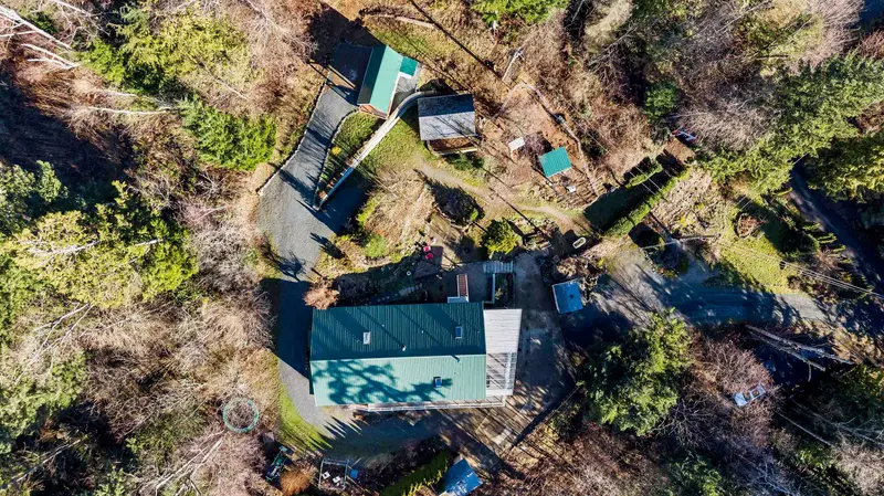 48585 WINCOTT ROAD - photo 3 of 25