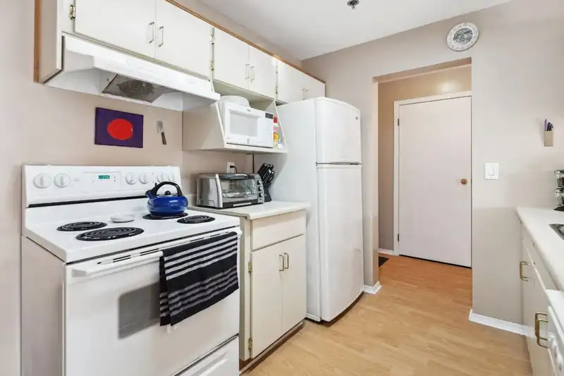 204 2130 MCKENZIE ROAD - photo 4 of 22