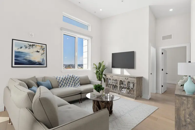 609 20416 PARK AVENUE - photo 4 of 25