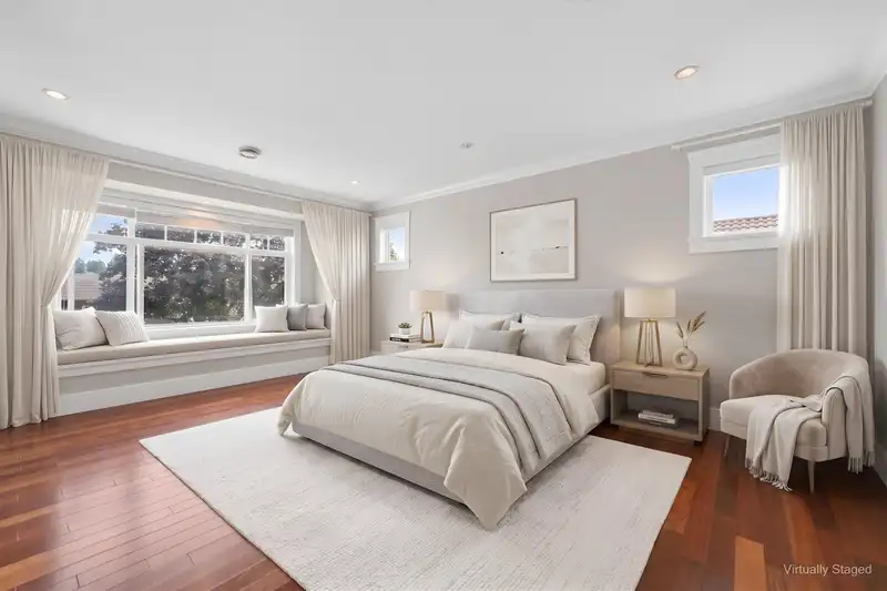 3873 PINE STREET - photo 4 of 39