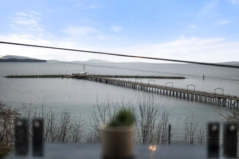 201 15097 MARINE DRIVE - photo 4 of 25